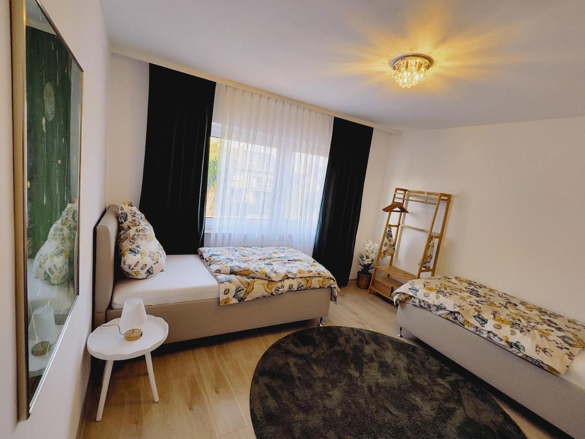 Henno's 105qm 8p, 4 Zimmer, Balkon