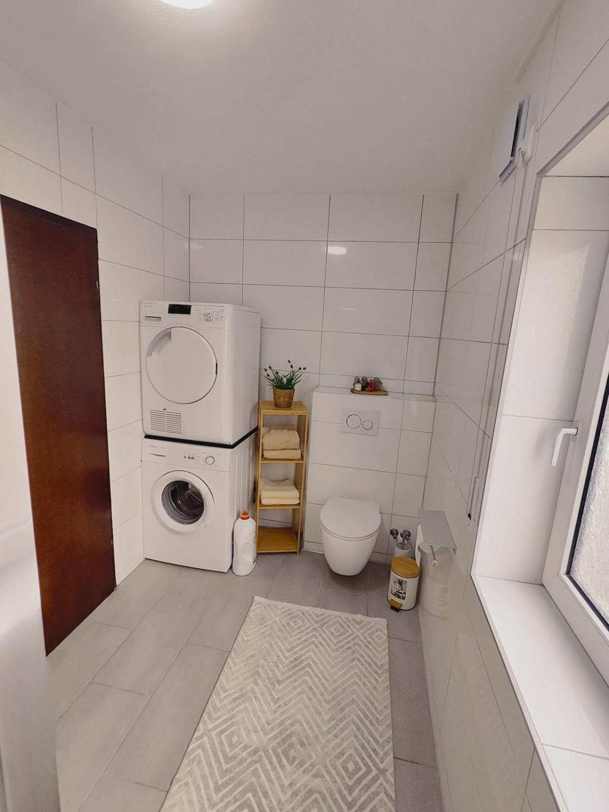 Henno's 105qm 8p, 4 Zimmer, Balkon